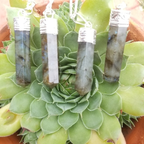 Labradorite Crystal Wand Natural Stone Necklace - Picture 3 of 4